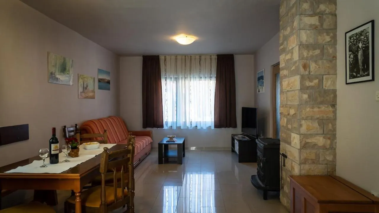 Apartment Kremzar Lokve 0*,  Croatia